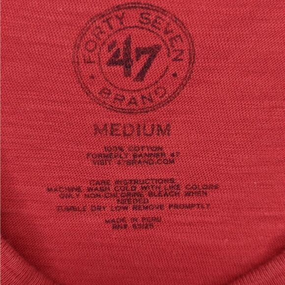 Cleveland Indians Men's Red Baseball Tee SZ M - Picture 3 of 3